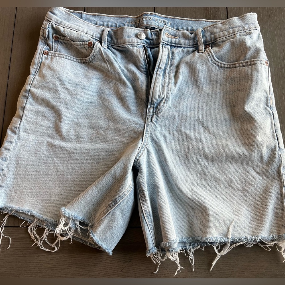 American Eagle 6” Strigid Super High-Waisted Relaxed Denim Short